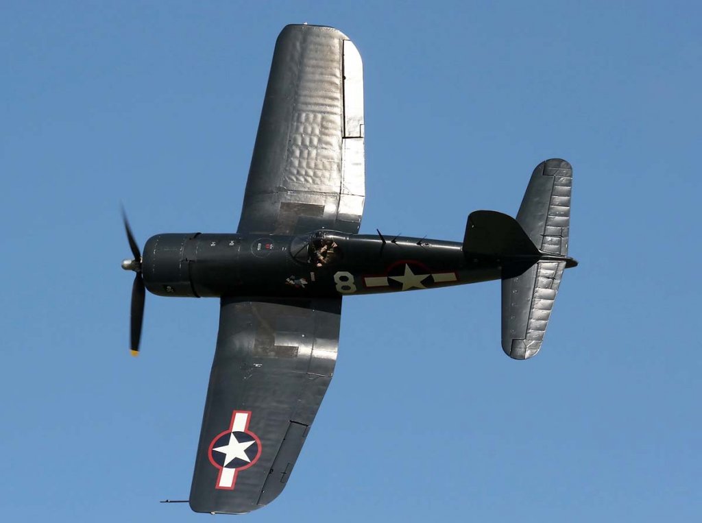 F4U Corsair (8).jpg