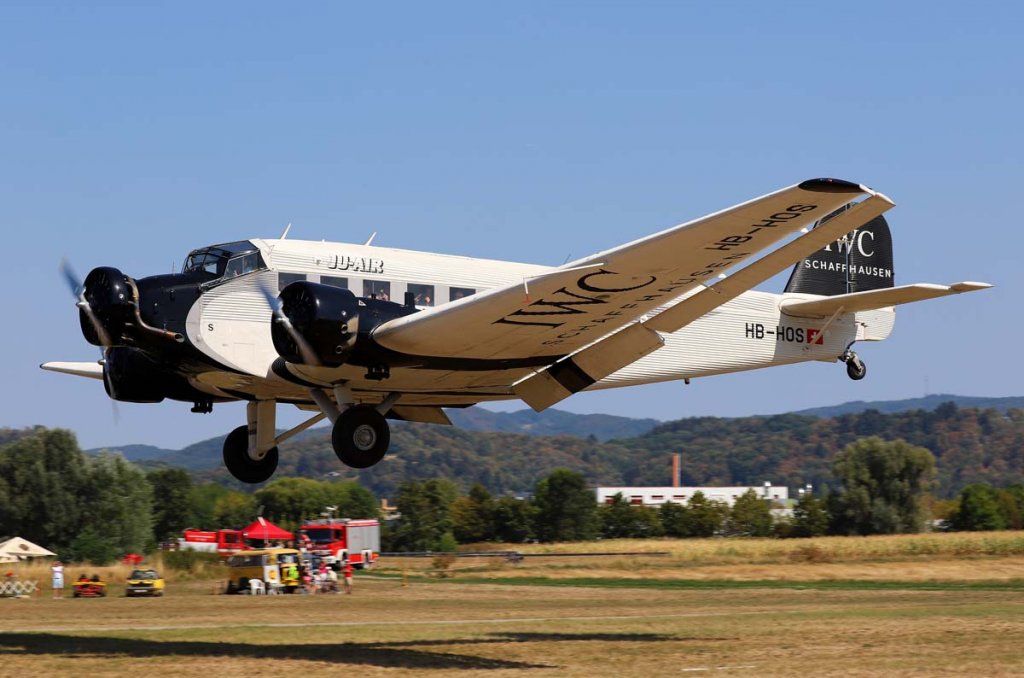 Junkers Ju-52 (4).jpg