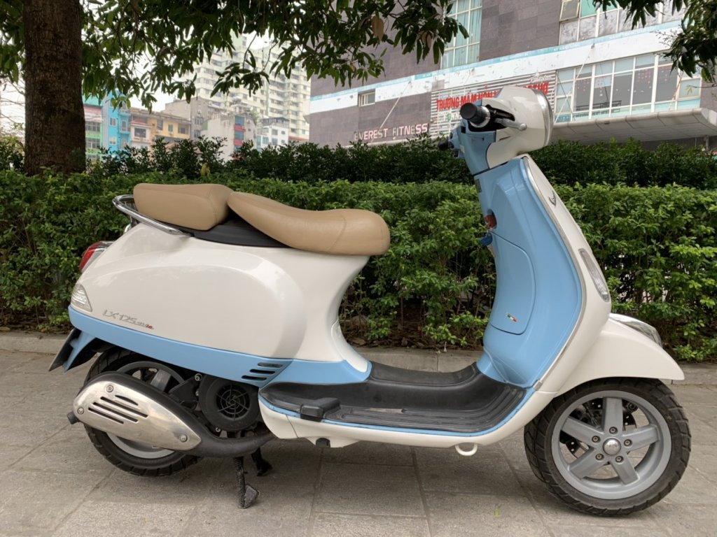 Vespa LX 3vie - trắng đk 2013 -12000km xe như mới bản hiếm - giá 26.8 triệu - 67086  (1).jpg