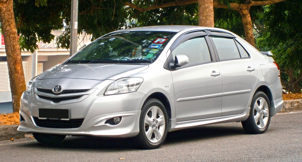 2010_Toyota_Vios_1.5G_(with_opt._TRD_Sportivo_bodykit)_in_Cyberjaya,_Malaysia_(01).jpg