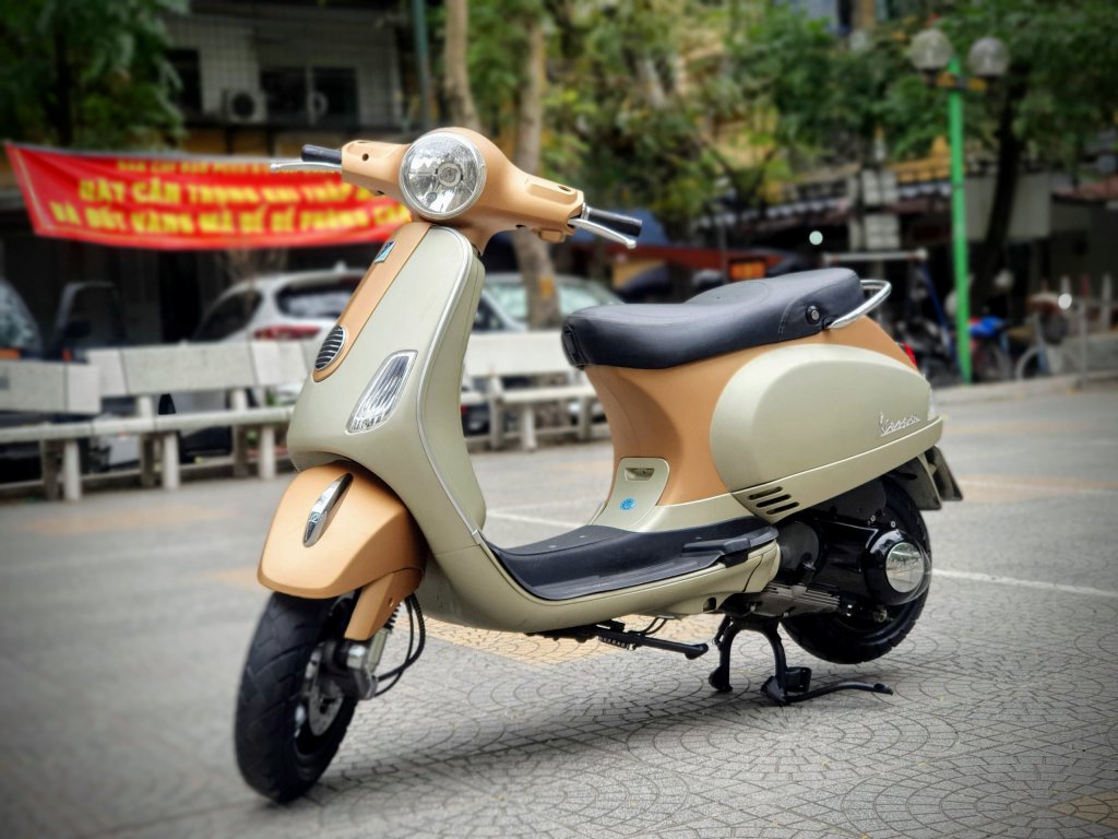 Vespa Lx 125ie màu vàng 2011 biển Vip 20888, xe zin đẹp, giá 19.8 triệu  (7).jpg