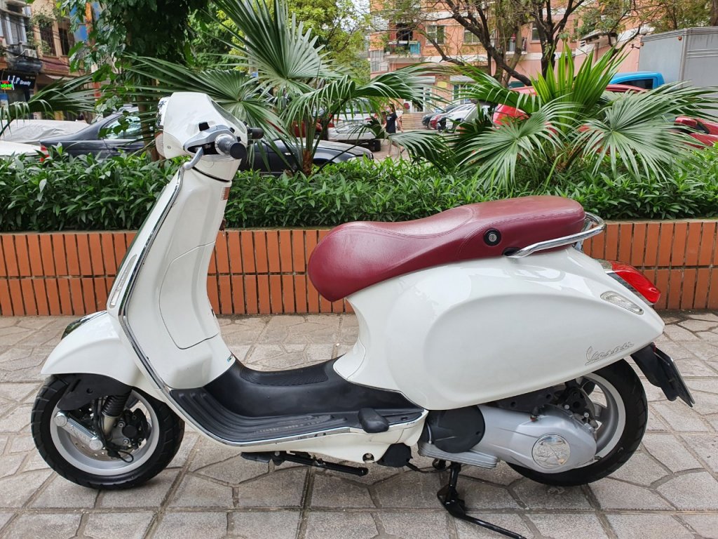 Vespa Sprint trắng 2014 - 61010  (1).jpg