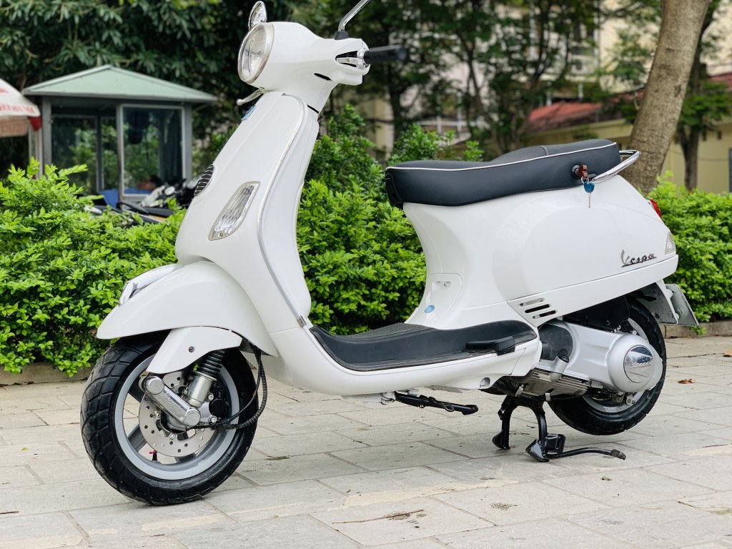 Vespa Lx 125ie màu trắng 2012 - giá 19.8 triệu - 08984  (2).jpg