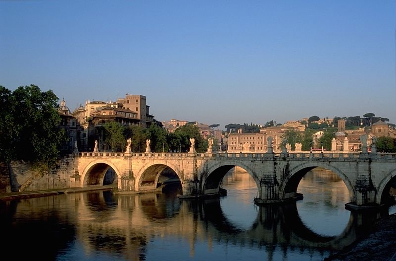 800px-Sant_Angelo_bridge.jpg