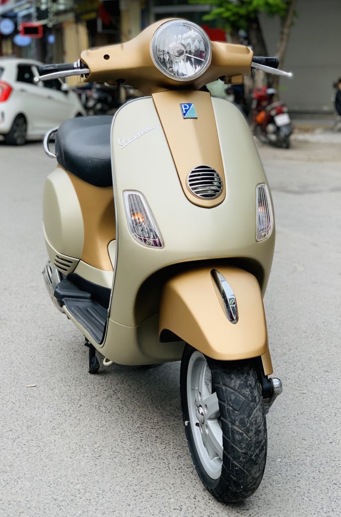 Vespa Lx 125 vn màu vàng cát khoá từ chân chống điện 2010 giá 16.8 triệu - 7196  (6).jpg