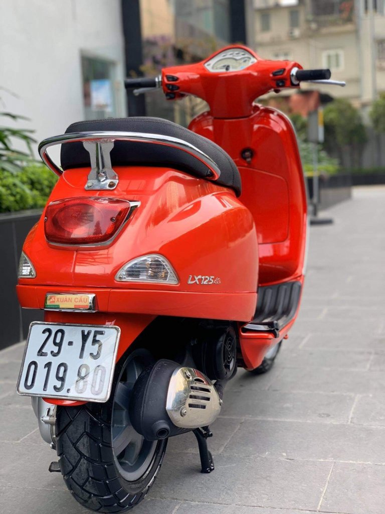 Vespa LX đỏ đk cuối 2011 biển năm sinh 01980 - giá 21.5 triệu   (3).jpg