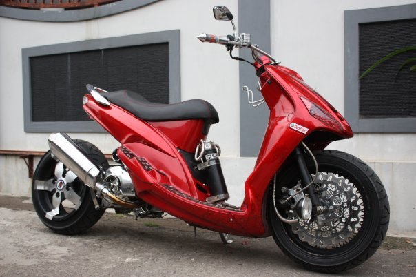 Lowrider Yamaha Mio.jpg