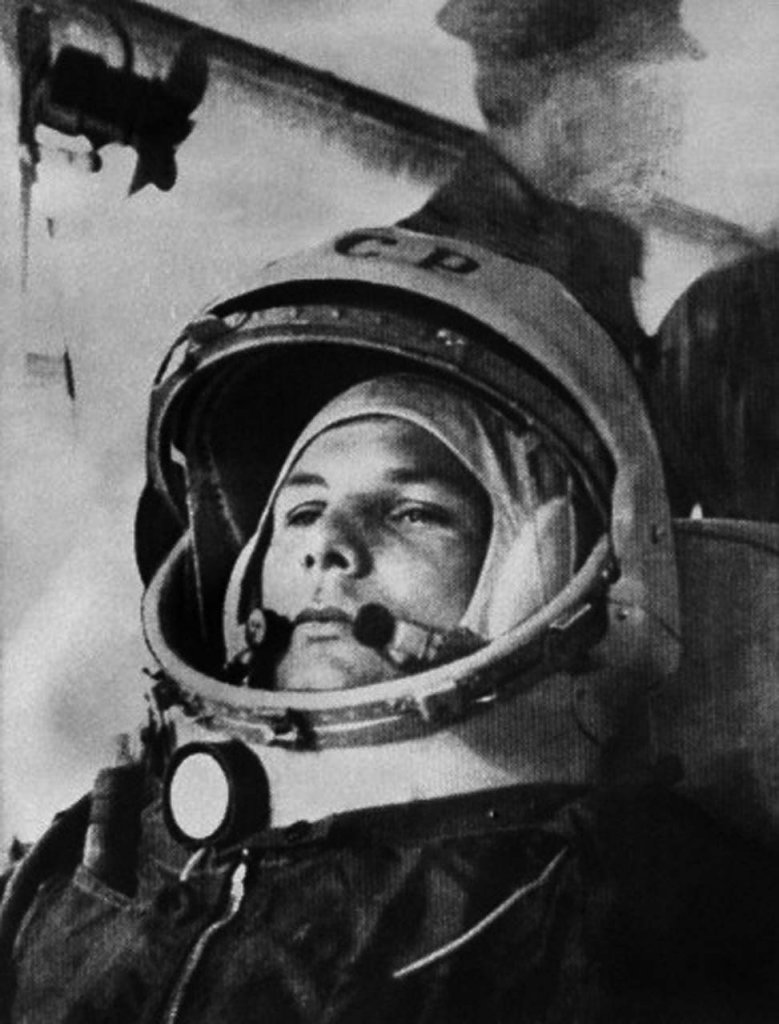 Gagarin (3_6).jpg