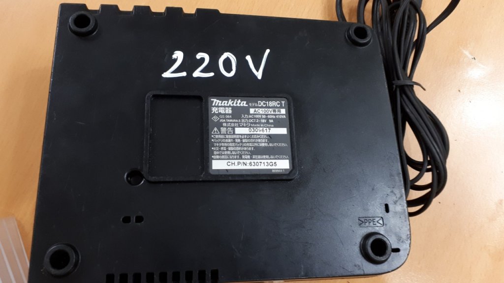 z2449578415847_08f6b1c3d6d922c2ee849c26c8cc0ea4.jpg