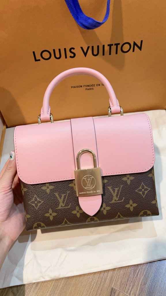 Estojo Louis Vuitton em segunda mão durante 490 EUR em Santa Ponça