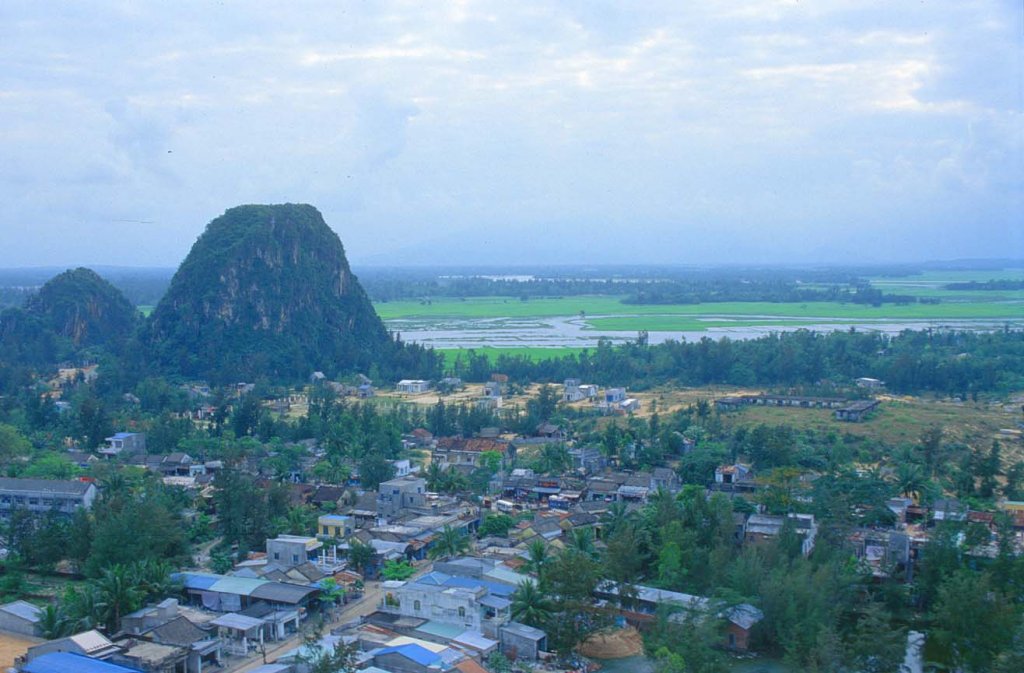 DAD Danang Marble mountains2_b.jpg