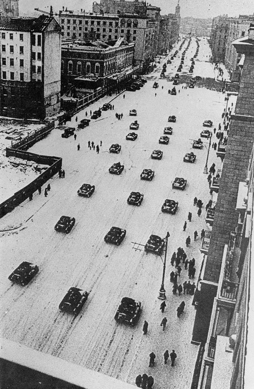 parade 1941-3.jpg