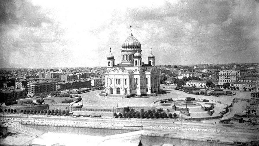 Church before 1931.jpg