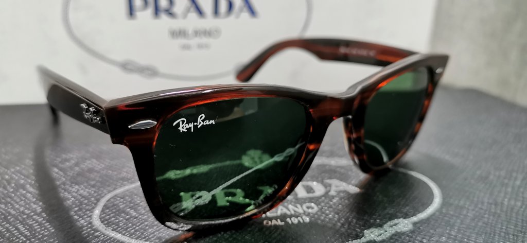 RAYBAN WAYFARER 1.jpg