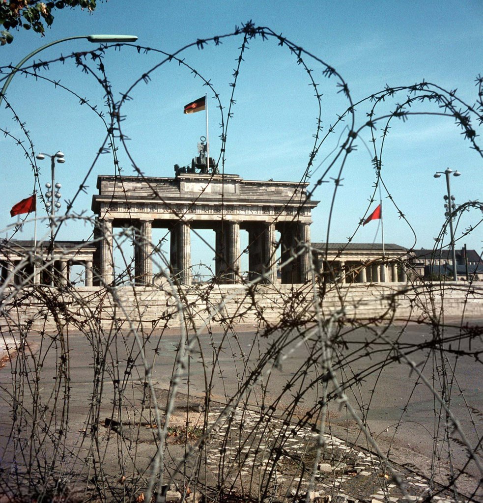 Berlin Wall 1961 (1_108).jpg