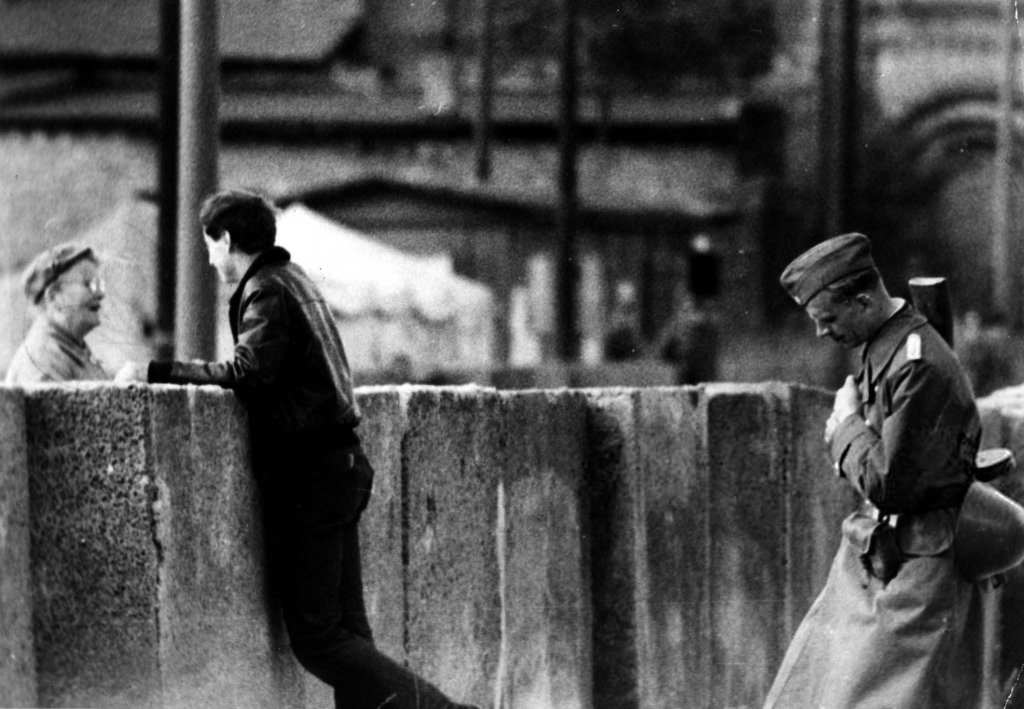 Berlin Wall 1961 (1_139).jpg