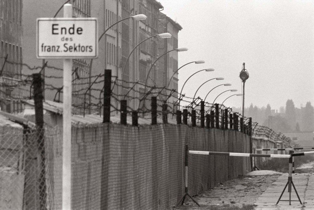 Berlin Wall 1961 (1_156).jpg
