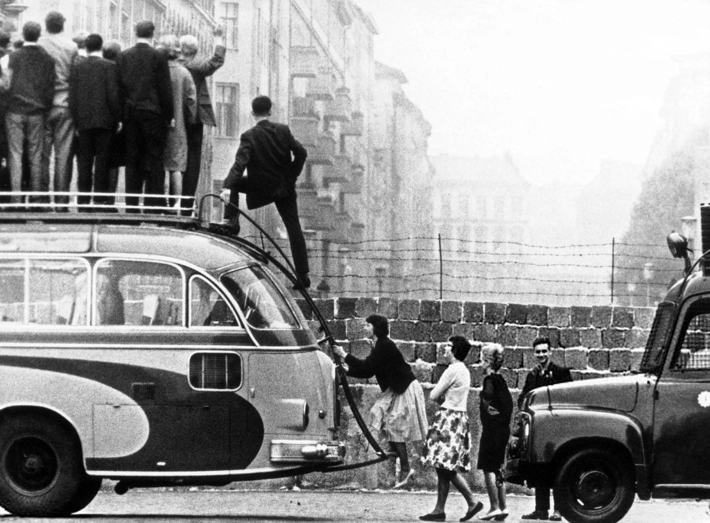 Berlin Wall 1961 (1_174).jpg