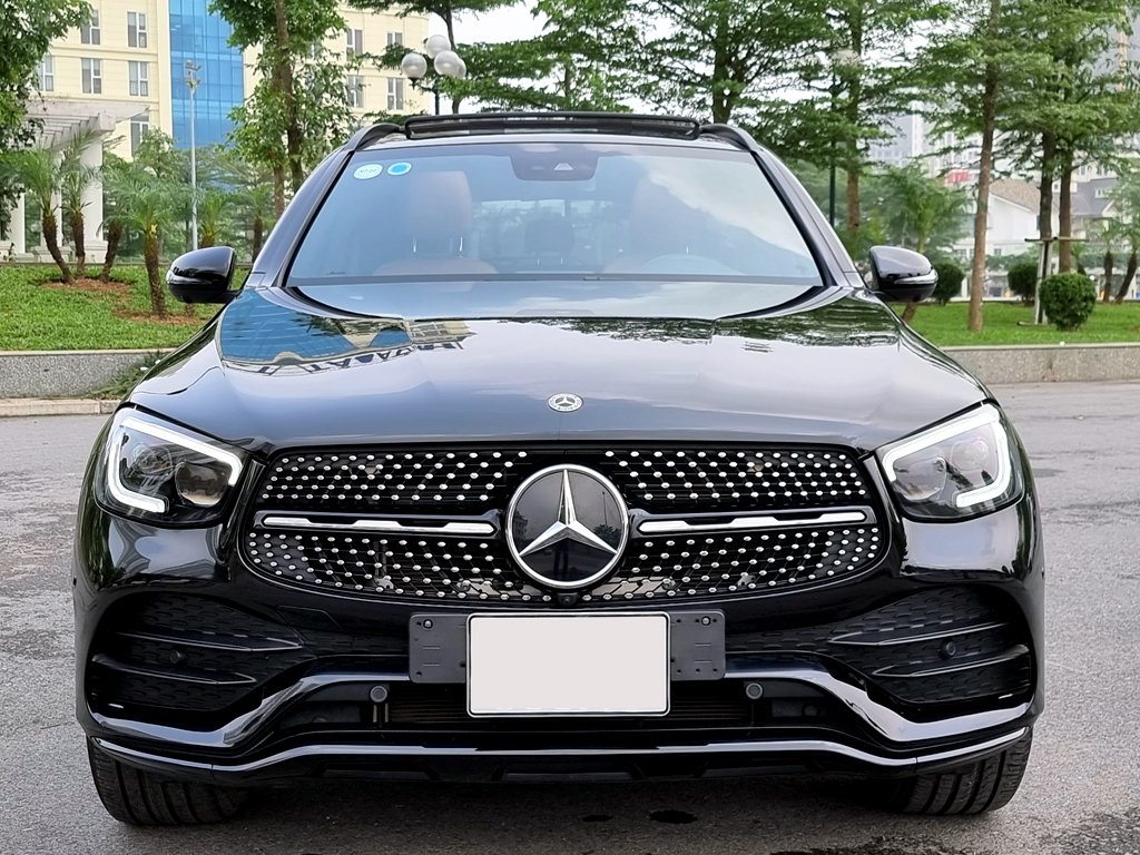 mercedes-glc-300-2019-nhap-khau-the-gioi-xe-duc-tathien-0704888333 (2).jpg