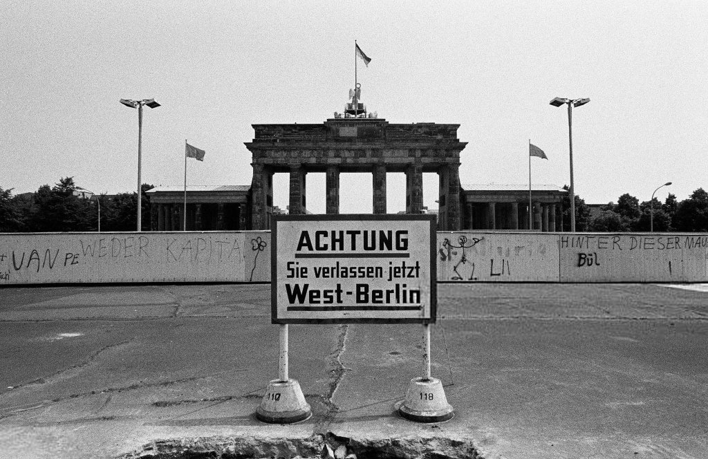 Berlin Wall 1961 (1_228).jpg