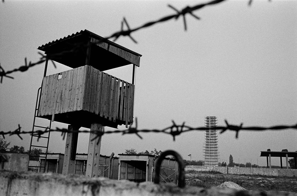Berlin Wall 1961 (1_457).jpg