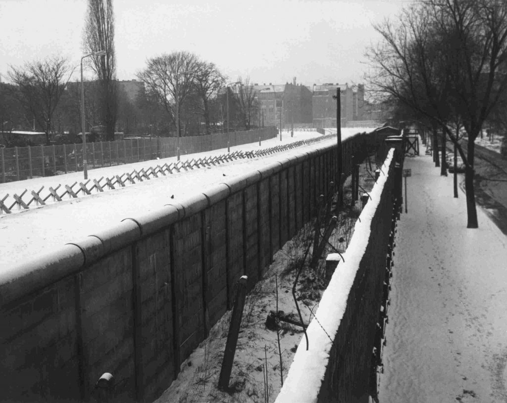 Berlin Wall 1961 (1_564).jpg