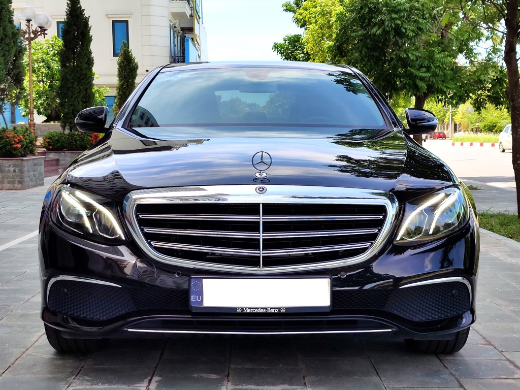 mercedes-e200-2019-den-den-the-gioi-xe-duc-tathien-0704888333 (1).jpg