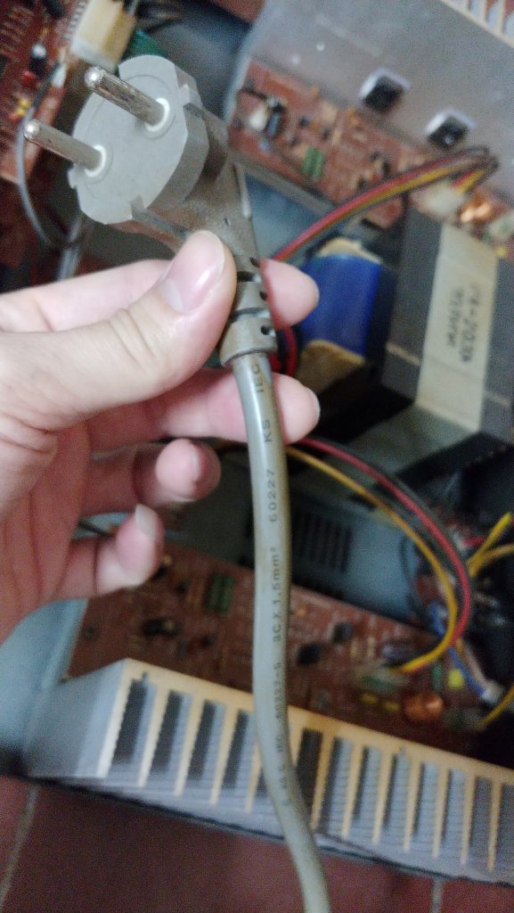 z2700206522884_cdd448be3472340795fd683d72c6aa06.jpg
