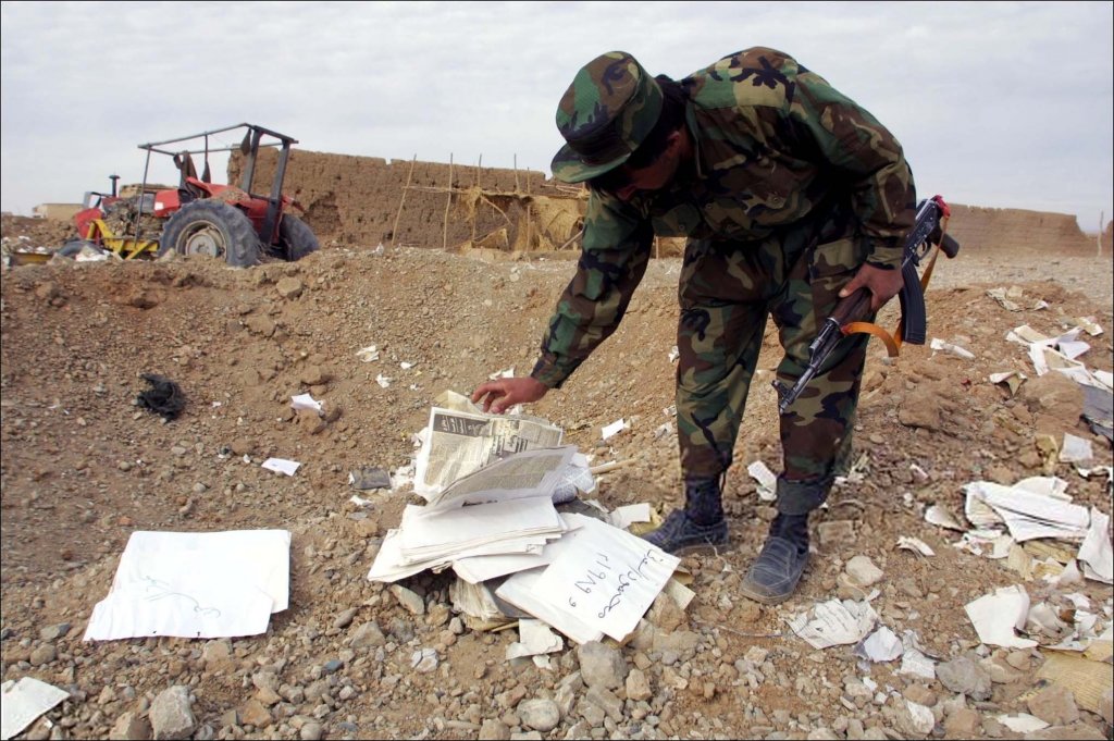 Afganistan 2001_12_12 (3).jpg