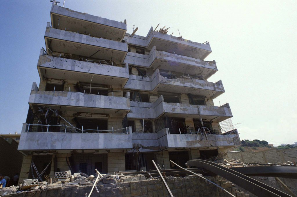 Lebanon 1984_9_20 (2).jpg