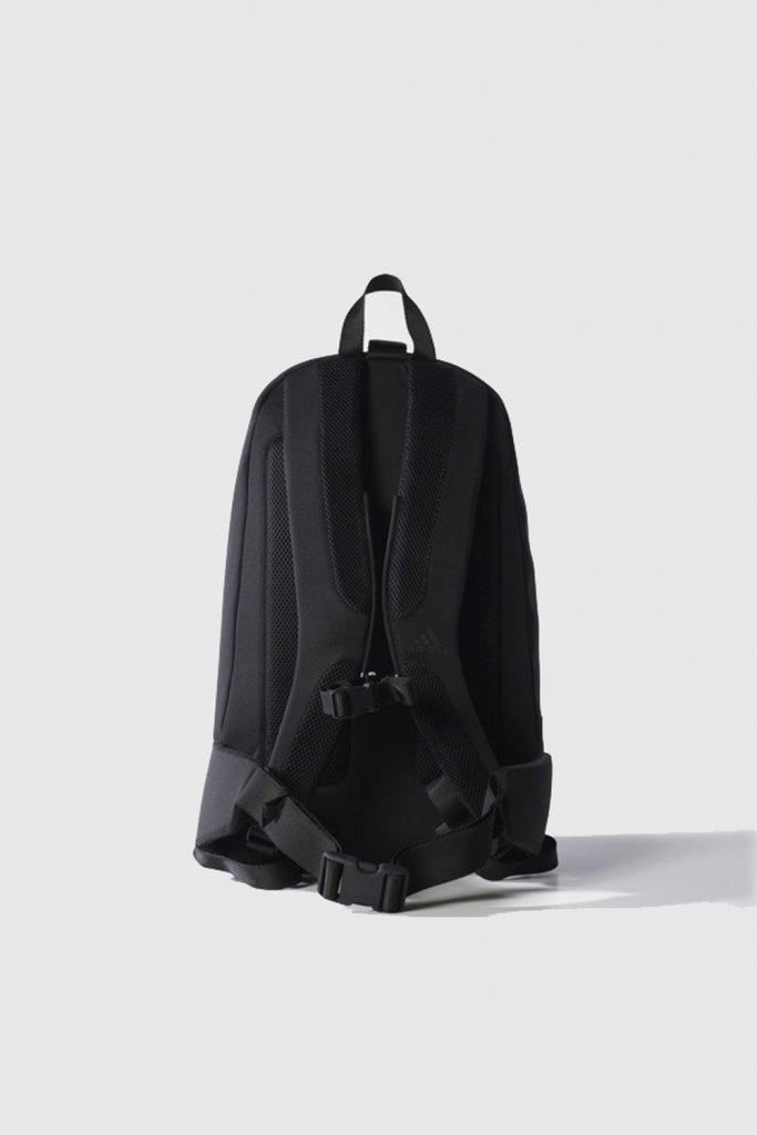 porsche_design_sport_by_adidas_bs_backpack_limited_03_46624d671c764dcd97a11fd852527592_grande.jpg