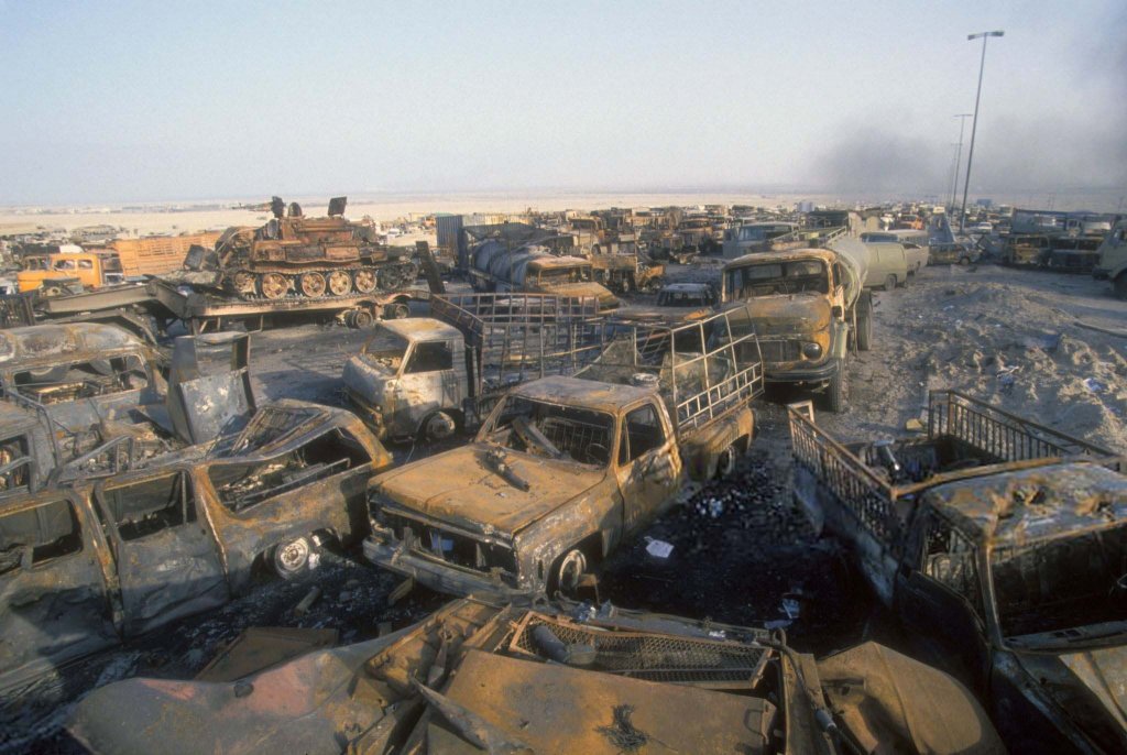 Iraq 1991_2_26 (x4).jpg