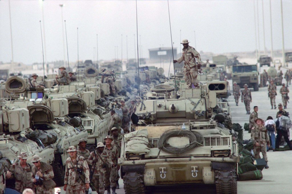Iraq 1990_8_28 (x38).jpg