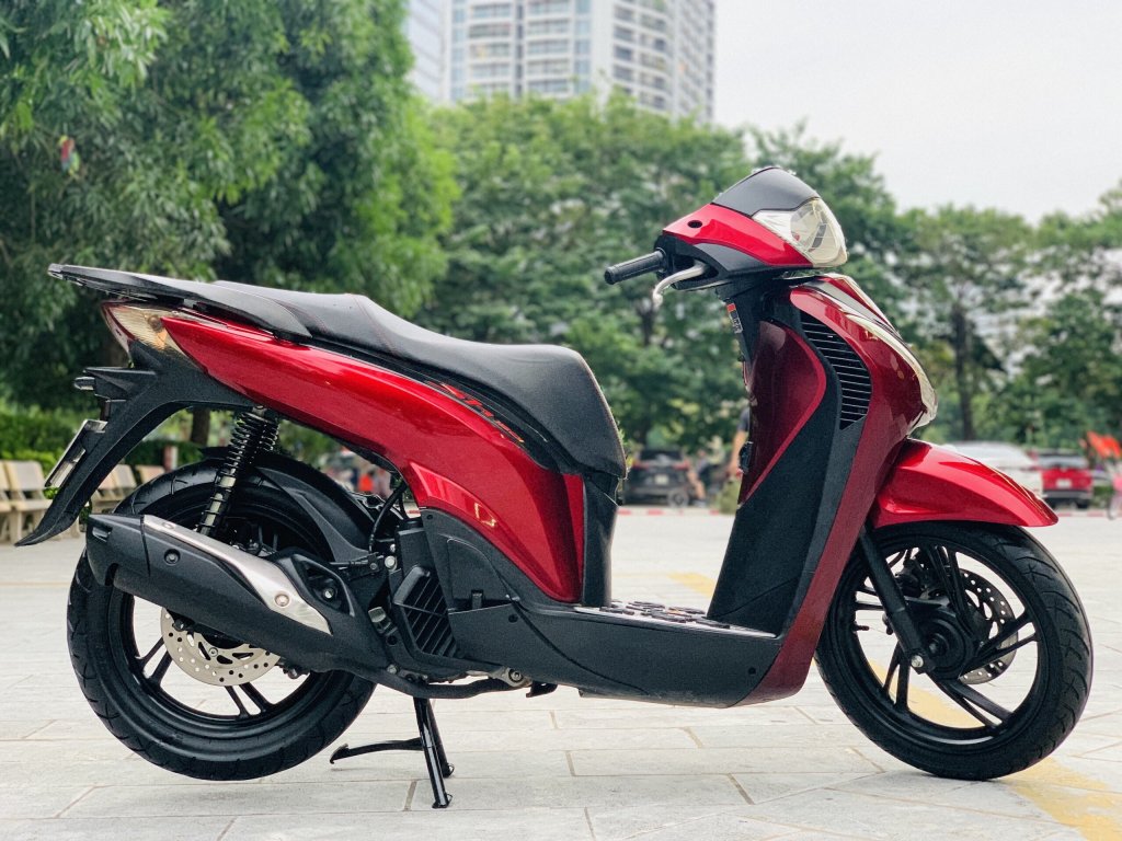 sh 125i màu đỏ  (1).jpg