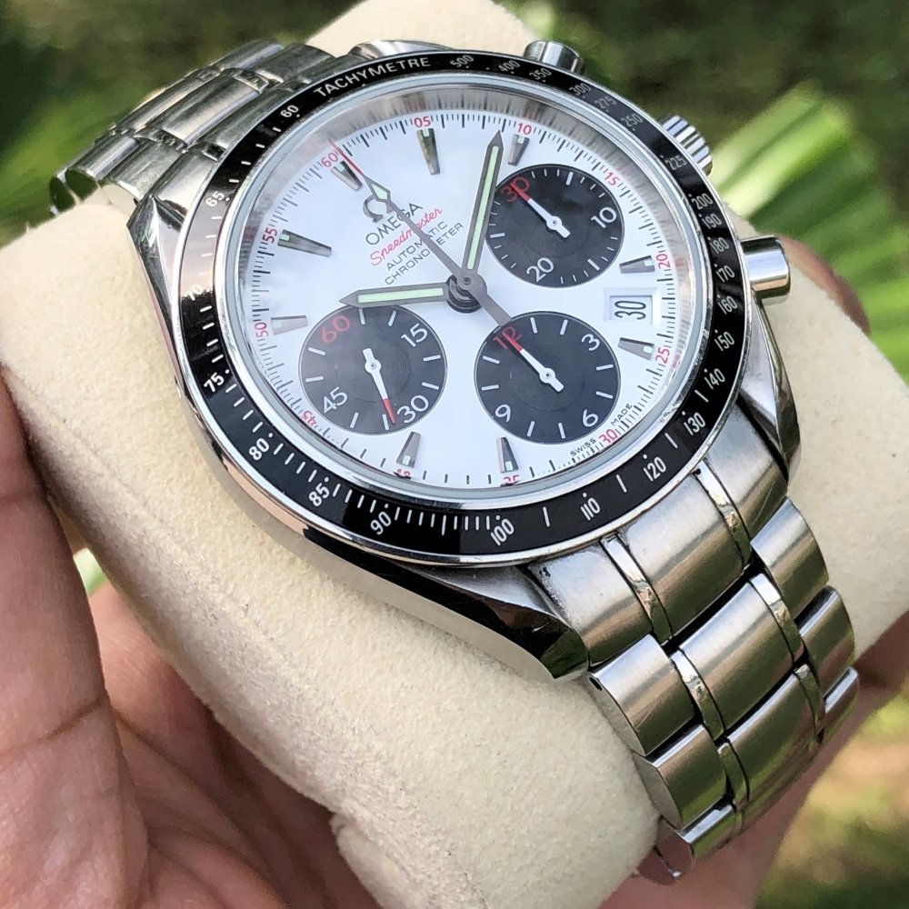 Omega 323.30.40.40.04.001-Mat-so-Panda-Size 40_2.jpg