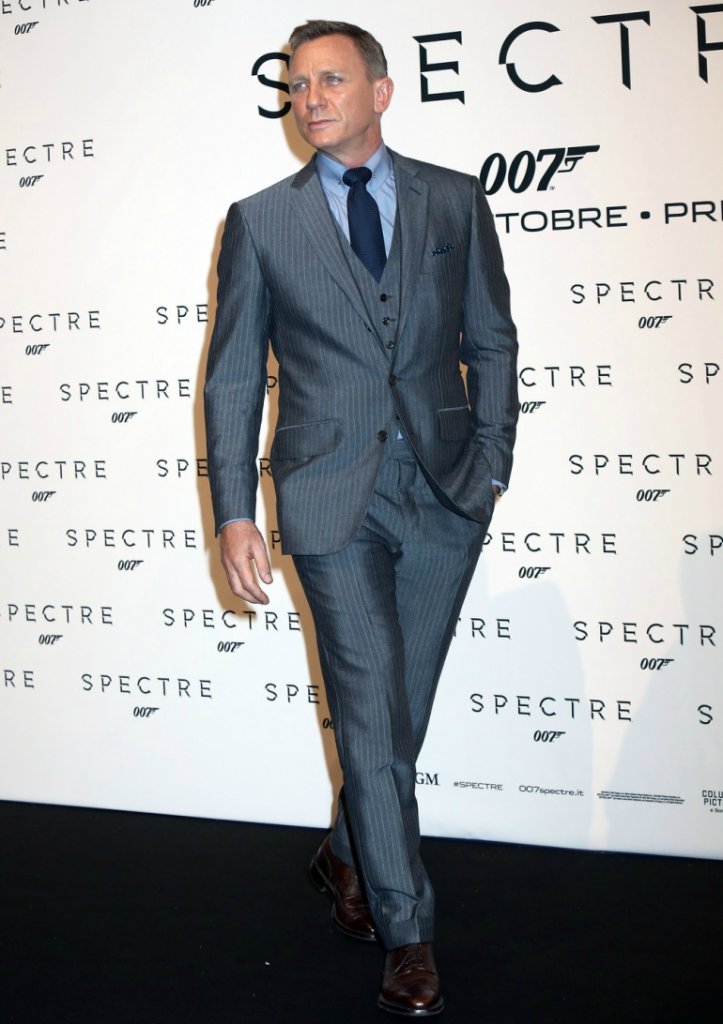 Daniel-Craig-James-Bond-Spectre-Pemiere-Red-Carpet-Suit.jpg
