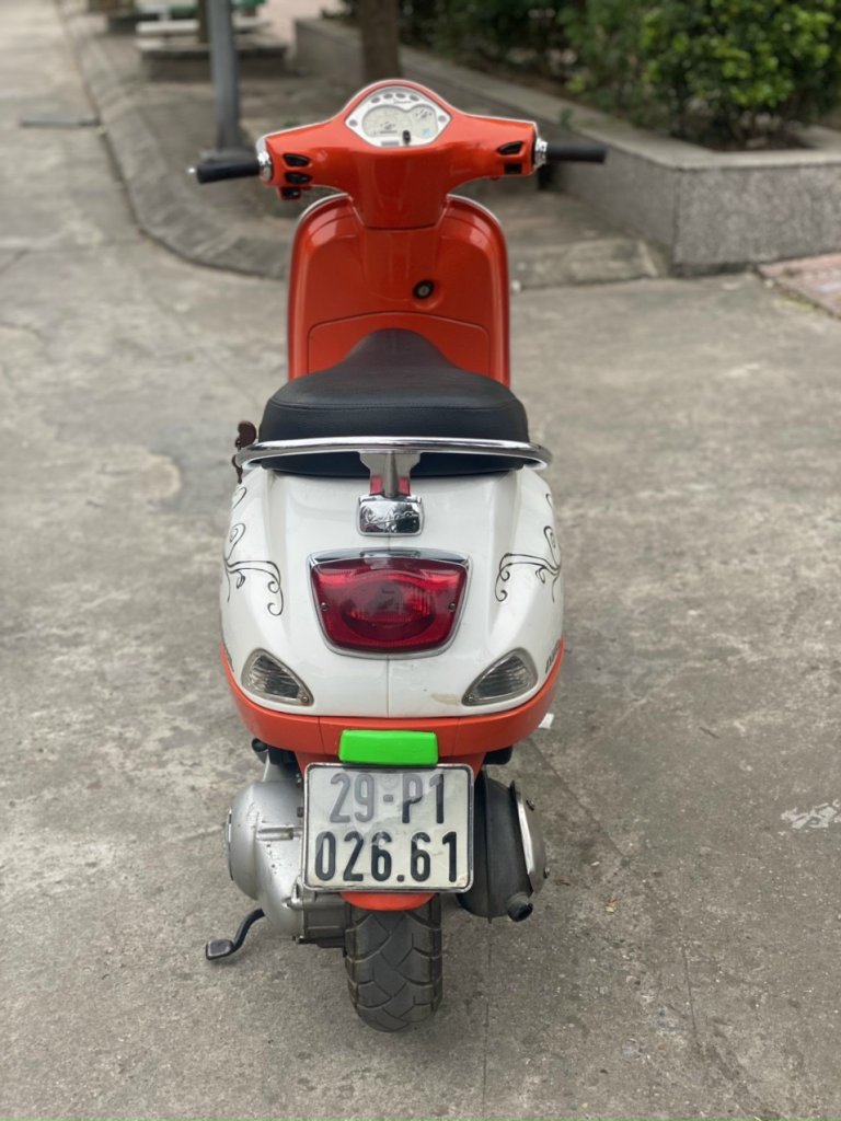 vespa  (4).jpg