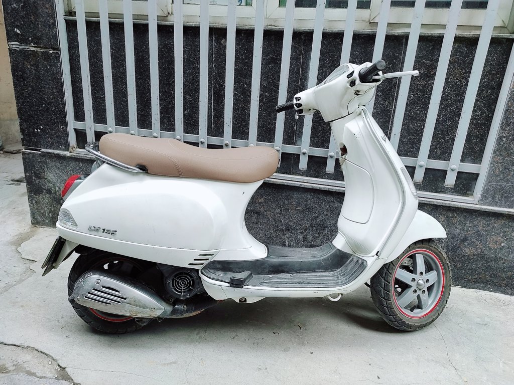 Vespa Lx  (2).jpg