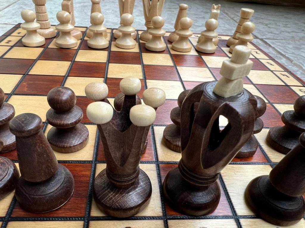 Bộ cờ vua làm bằng gỗ thủ công Royal 30cm – hàng nội địa Đức16.jpeg