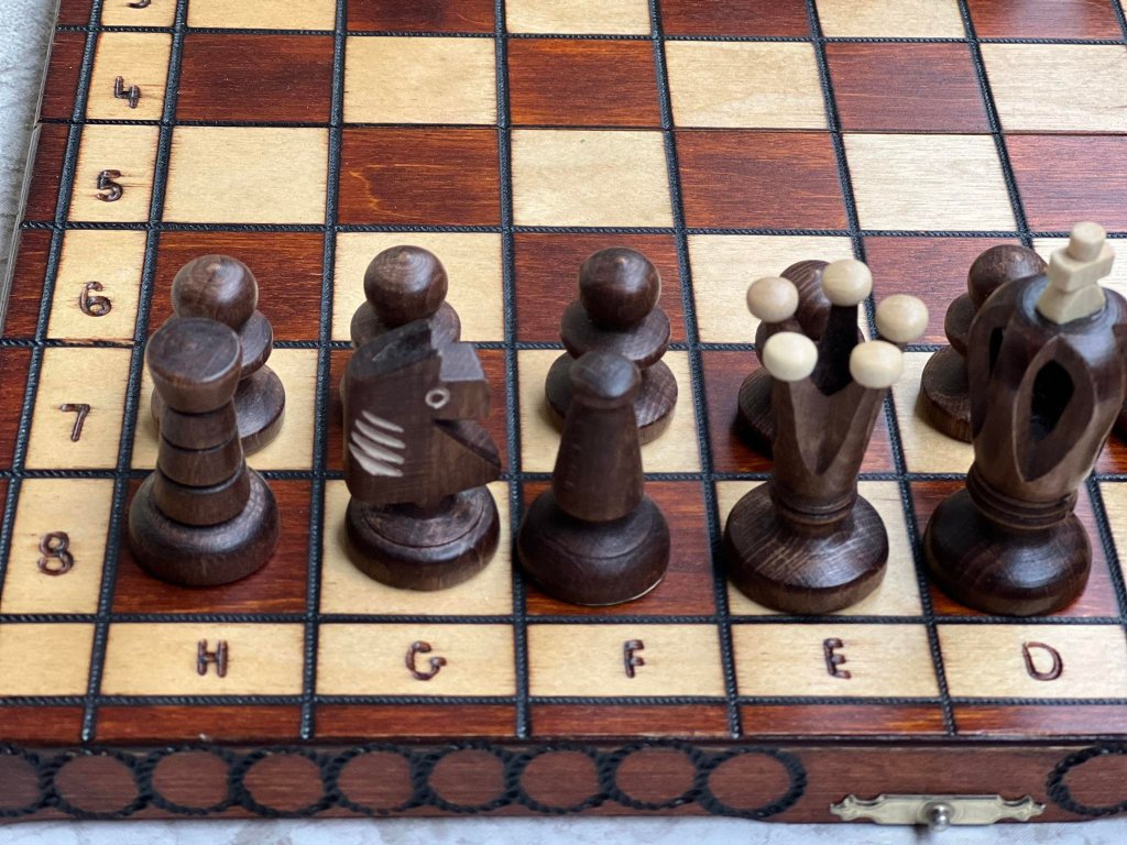 Bộ cờ vua làm bằng gỗ thủ công Royal 30cm – hàng nội địa Đức9.jpeg
