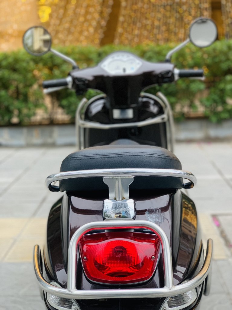 VESPA LX  (4).jpg