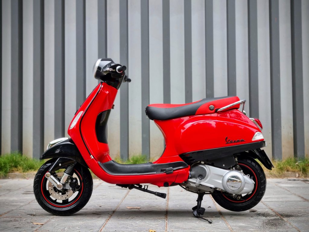 VESPA LX  (1).jpg