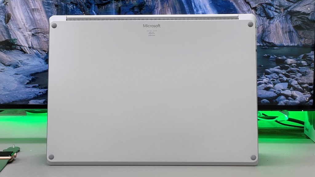 Surface Laptop 3 15 5.JPG