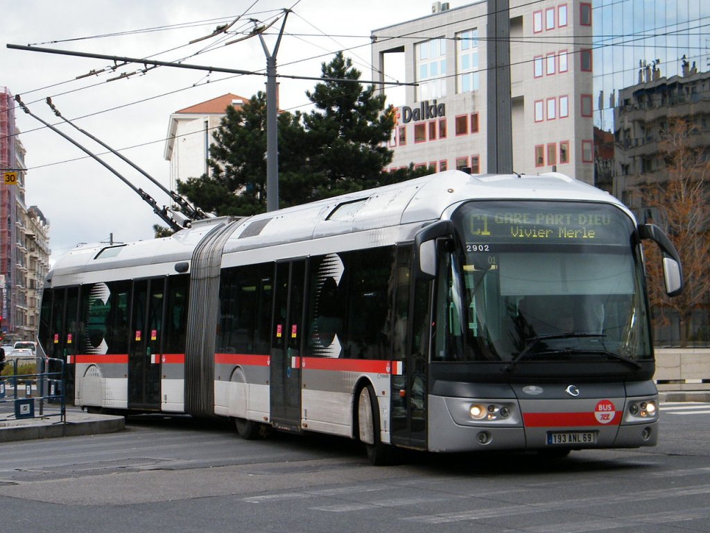 Troleybus 02.jpg