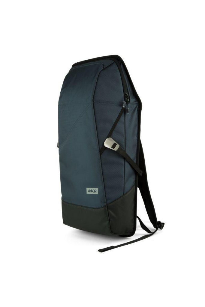 daypack-proof-petrol-waterproof-bag-made-from-recycled-pet-bottles-bags-aevor-685575_2000x.jpg