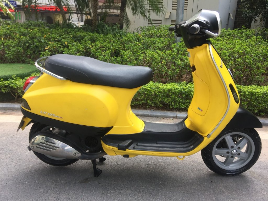 vespa lx  (1).jpg