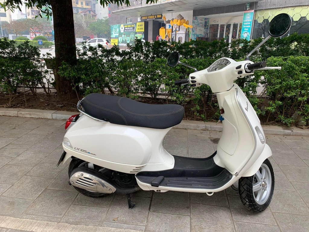 vespa lx  (3).jpg