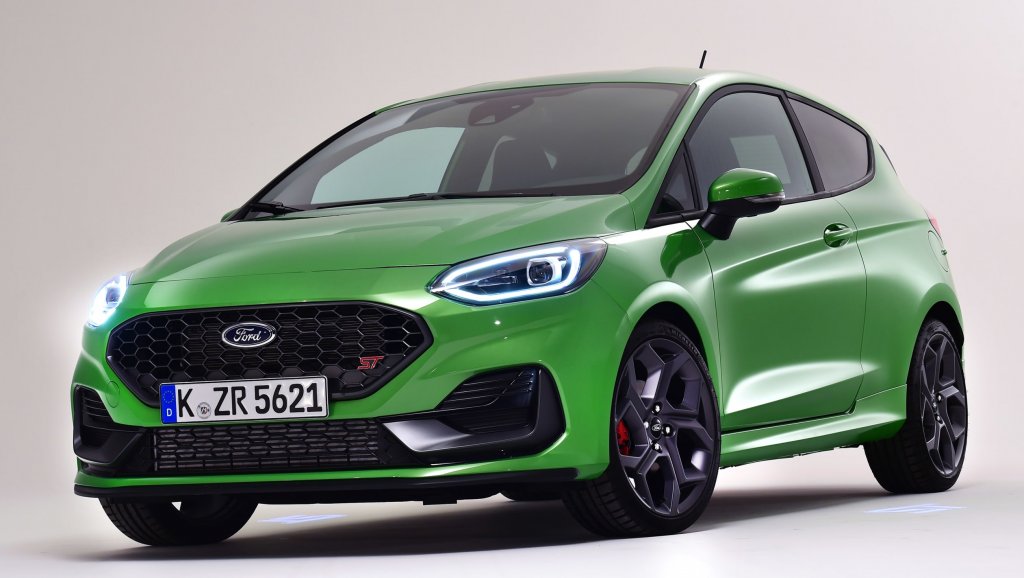 2022-ford-fiesta-st-facelift-studio-2.jpeg