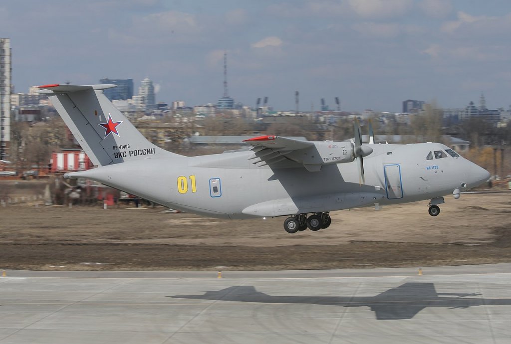 United_Aircraft_Corporation_Ilyushin_Il-112V_RF-41400_at_Voronezh_-_Pridacha_(UUOD).jpg