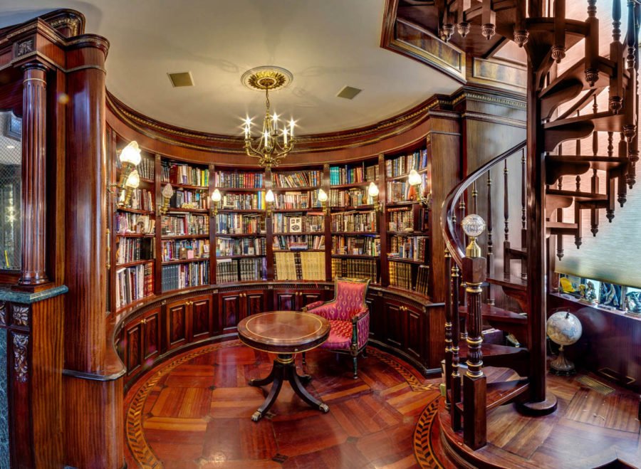 Circular-Classic-Home-LIbrary-900x659.jpg